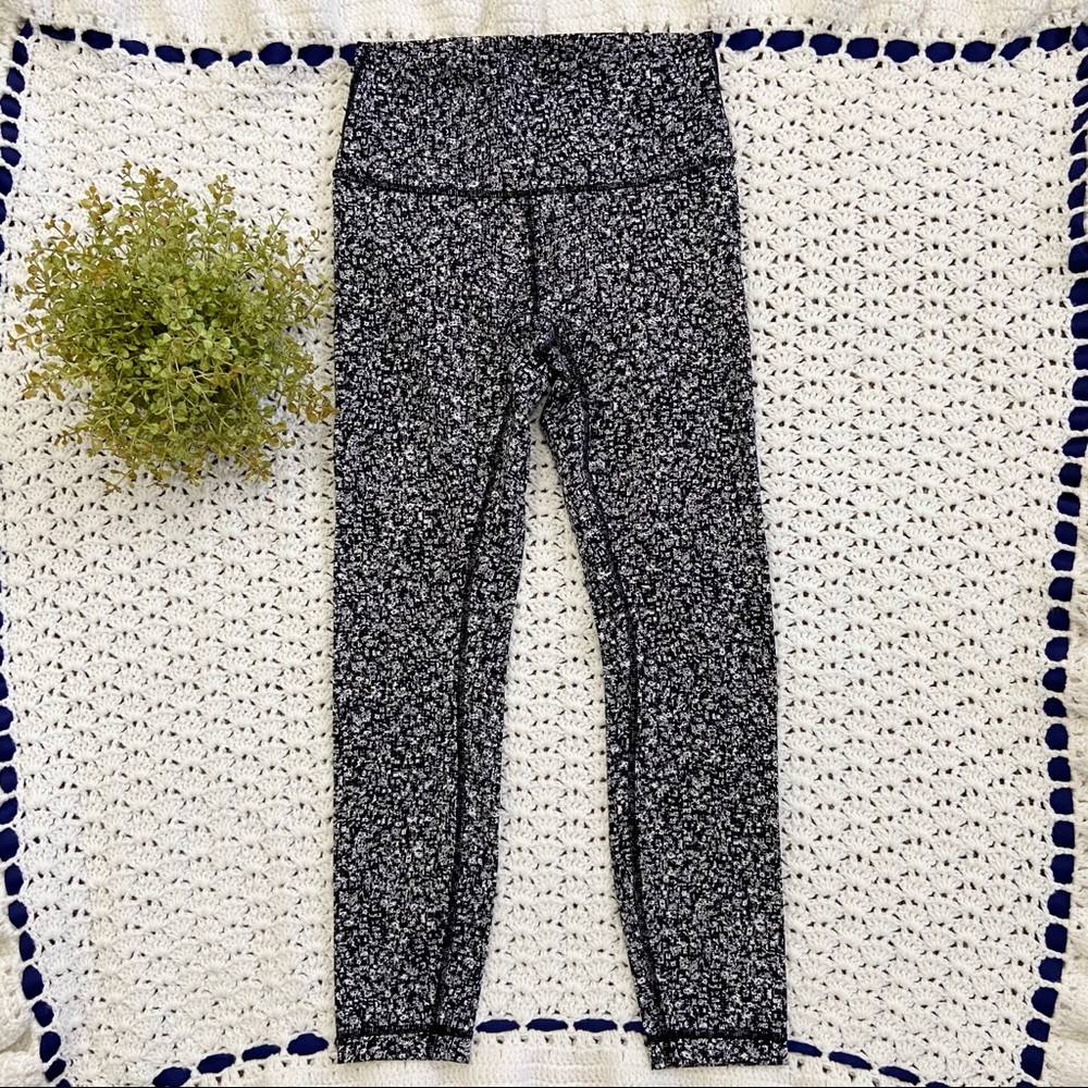 Lululemon Wonder Under tights